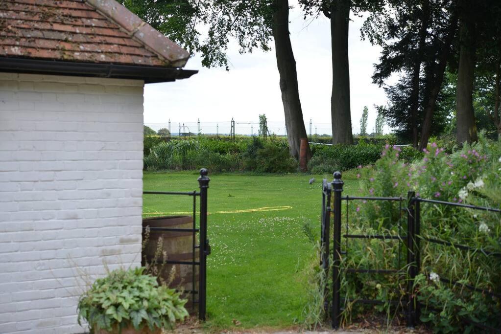 Highfield Lodge Tring Exteriör bild